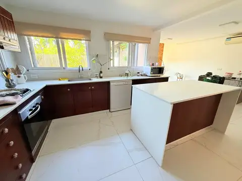 Casa en Alquiler al Noreste