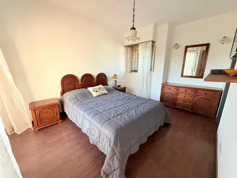 Casa en Alquiler en Castelar, USD 2.000