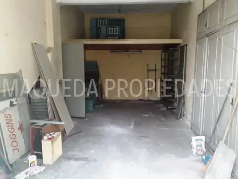 Local en Alquiler en Villa Lugano, $ 400.000