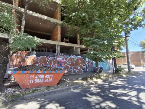 Independencia al 5900