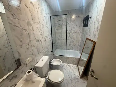 Depto Tipo Casa 3 ambientes con 2 baños