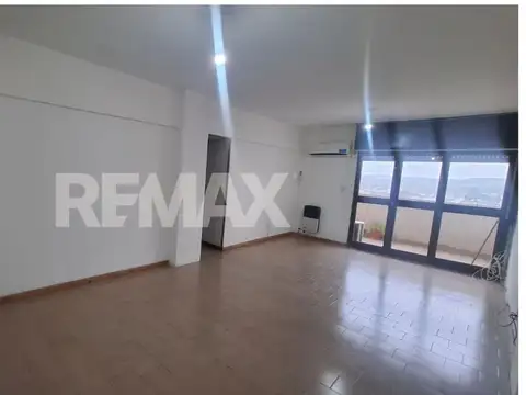 Venta Departamento en Cinco Saltos zona Centro