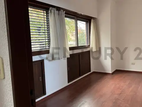 48 e 17 y 18 , Piso 0