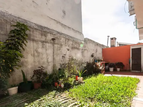 Casa en Venta en Adrogue, USD 146.000
