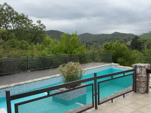 Casa en Venta 3 dorm Rio Ceballos