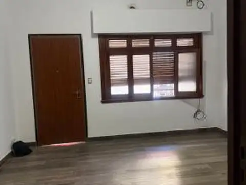 Bernaldes 1800, Piso PB