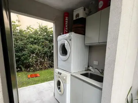 Casa en Venta al Este