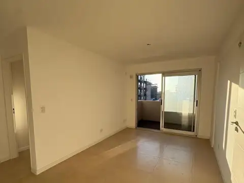 Departamento en Alquiler en Santos Lugares, $ 680.000