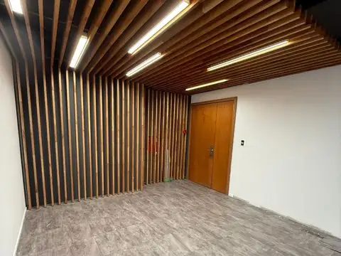 Oficina en Haedo sobre Acceso Oeste