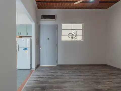 Depto Tipo Casa en Venta 43 años