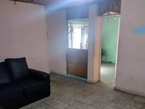 VENTA EDIFICIO LINIERS IDEAL INVERSOR A RECICLAR