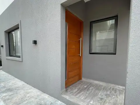 Casa en Alquiler de 3 dormitorios
