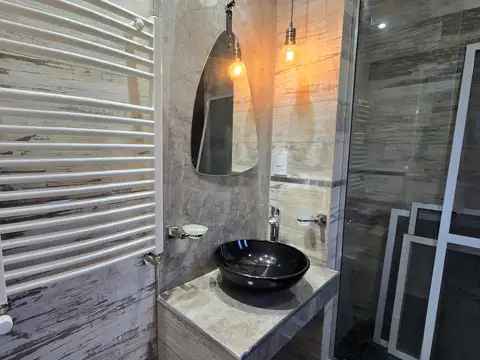 Casa 6 ambientes con 3 baños