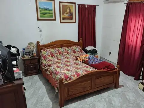 Casa 6 ambientes con 3 baños