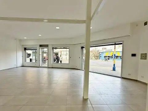 ALQUILER GRAN LOCAL COMERCIAL ARROYITO!