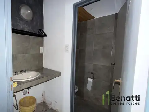 Local en alquiler a metros de av de mayo