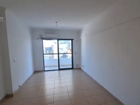 Departamento en Alquiler en Villa Ortuzar, $ 700.000
