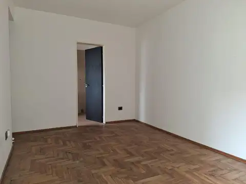 Blanco Encalada 4800, Piso 4°
