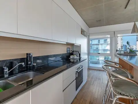 Departamento en Alquiler en Olivos Vias/Rio, USD 2.700