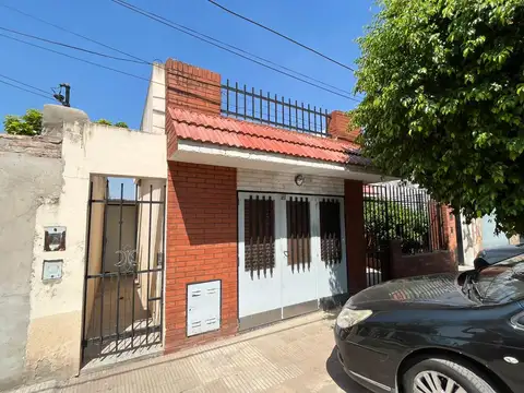 CASA EN VENTA - CAUPOLICAN 339 - ROSARIO
