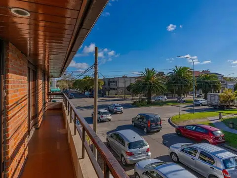 Depto Tipo Casa en Venta 26 años