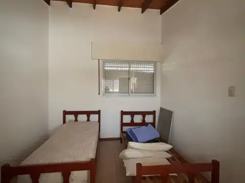 Casa 3 ambientes con 2 baños