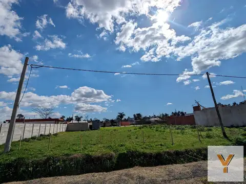 Terreno en venta - 275Mts2 - Melchor Romero, La Plata