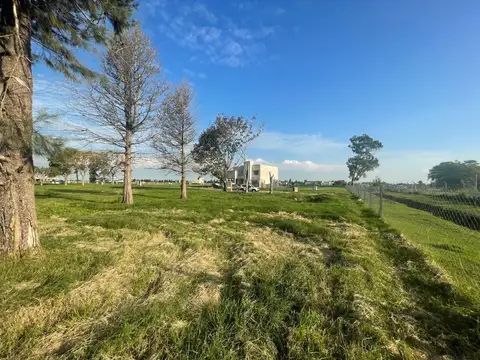 Terreno en Venta en Tristan Suarez, USD 23.000