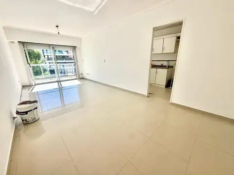 Almafuerte 2400, Piso 2