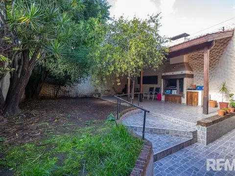 VENTA PH 3 AMBIENTES PARQUE AVELLANEDA PATIO TERRA