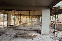 Emprendimiento en San Isidro Vias / Rolon