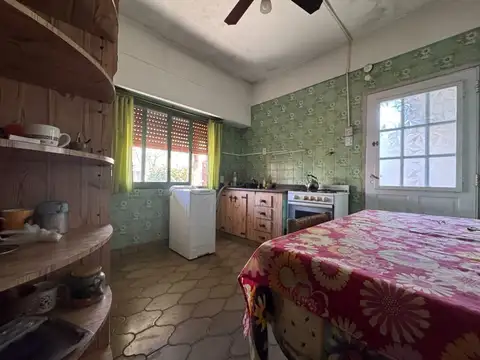 Depto Tipo Casa en Venta 60 años