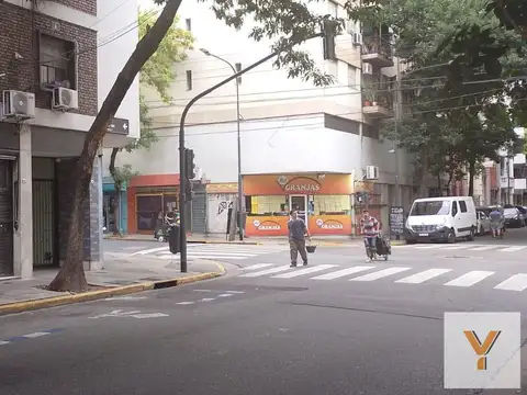 Local en Venta 35 años