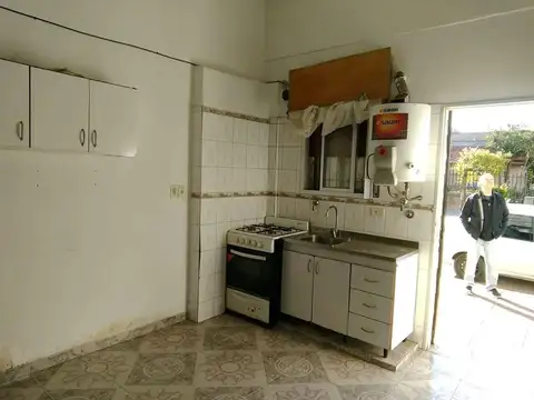 Depto Tipo Casa en Alquiler en Ciudadela, $ 310.000
