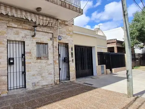 Depto Tipo Casa en Alquiler de 2 ambientes