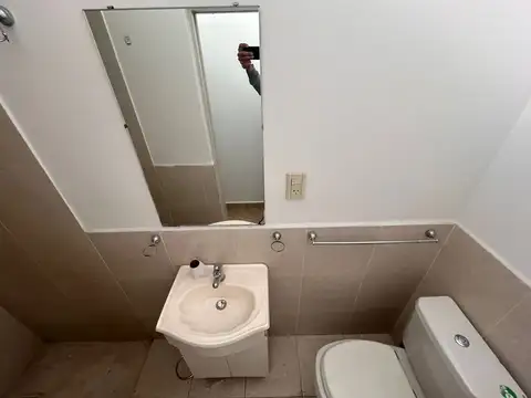 Depto Tipo Casa 2 ambientes con 1 baño