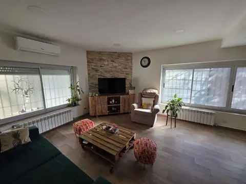 Depto Tipo Casa en Venta de 3 dormitorios