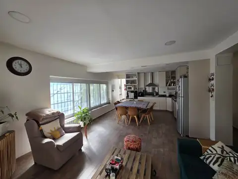 Depto Tipo Casa en Venta de 4 ambientes