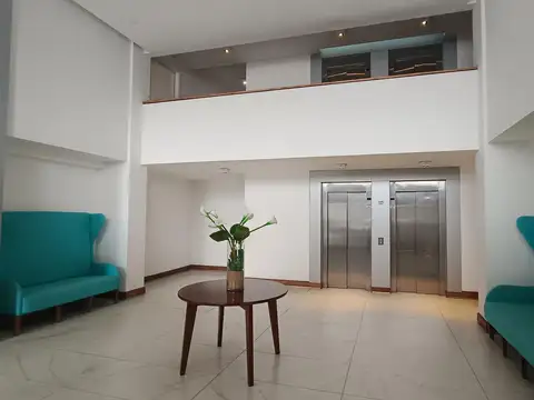 Departamento en  Monserrat. Full Amenities. Cochera fija cubierta.