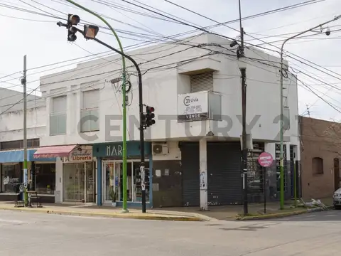 ALQUILER LOCAL (frente a la Municipalidad de Ensenada)