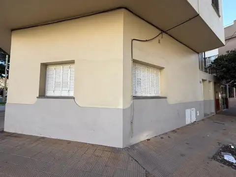 Depto Tipo Casa en Alquiler de 3 ambientes