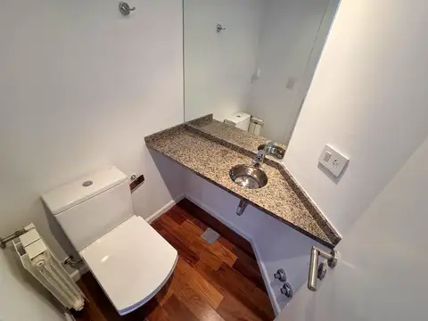 Departamento en Alquiler con 1 cocheras