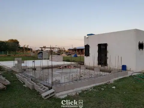 Construccion con potencial en zona alta - 90 m² + pileta + loza
