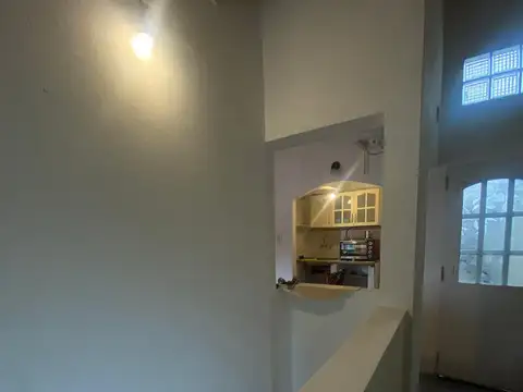 Depto Tipo Casa en Alquiler de 2 ambientes