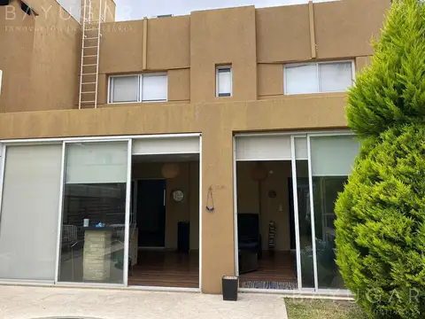 Venta Casa Barrio Las Cortaderas - San Miguel
