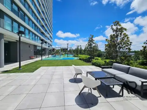 Apartamento en venta de 2 dormitorios c/ cochera en Aeropuerto Internacional De Carrasco