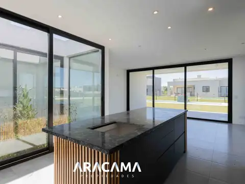 Casa en Venta en Canning, USD 255.000