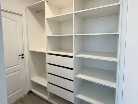 Depto Tipo Casa en Venta 60 años