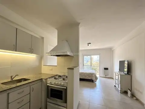 Alquiler de Departamento 1 Ambiente APTO PROFESIONAL  con amenities en Zona Centro, Caseros