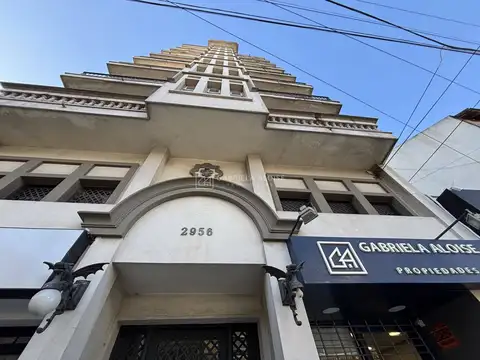 3 de Febrero 2900, Piso 2